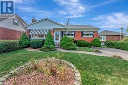 48 WYNGATE Avenue  Stoney Creek, ON L8G 1T4