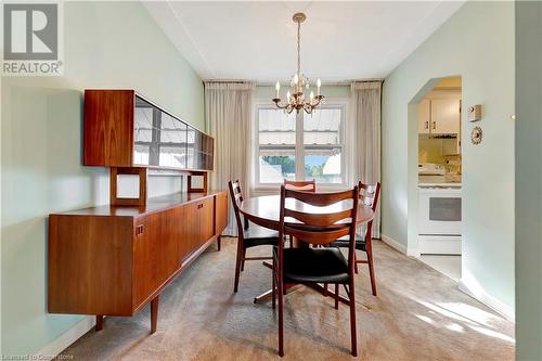 48 Wyngate Avenue, Stoney Creek, ON - Indoor Photo Showing Dining Room