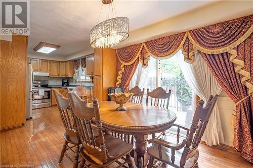 62 Bridlewood Drive, Dundas, ON - Indoor Photo Showing Dining Room