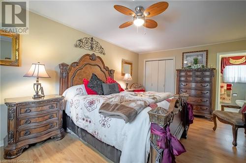 62 Bridlewood Drive, Dundas, ON - Indoor Photo Showing Bedroom