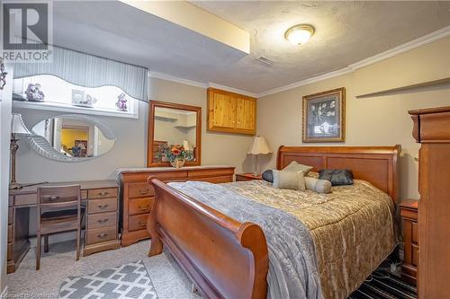 62 Bridlewood Drive, Dundas, ON - Indoor Photo Showing Bedroom