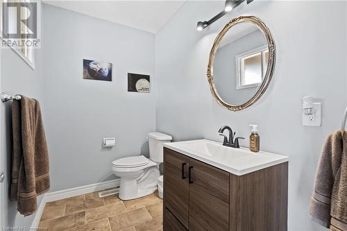 7693 Ronnie Crescent, Niagara Falls, ON - Indoor Photo Showing Bathroom