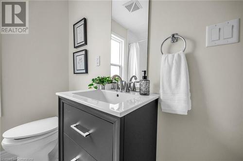 248 Murray Street, Brantford, ON - Indoor Photo Showing Bathroom