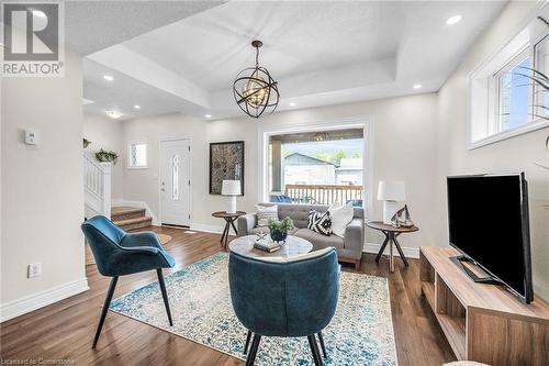 248 Murray Street, Brantford, ON - Indoor Photo Showing Living Room