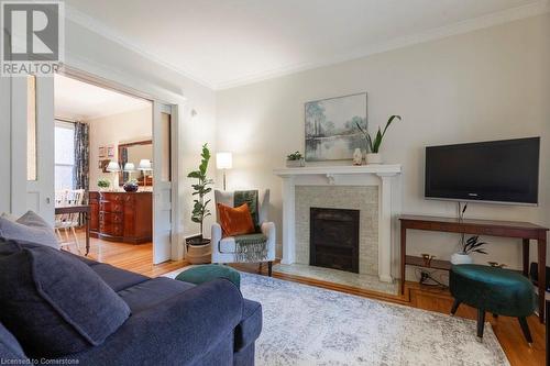 40 Gladstone Avenue, Hamilton, ON - Indoor Photo Showing Living Room With Fireplace