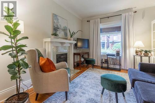 40 Gladstone Avenue, Hamilton, ON - Indoor Photo Showing Living Room With Fireplace