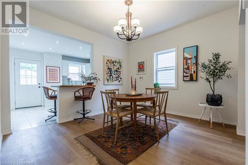 173 Simcoe Street E, Hamilton, ON - Indoor Photo Showing Dining Room