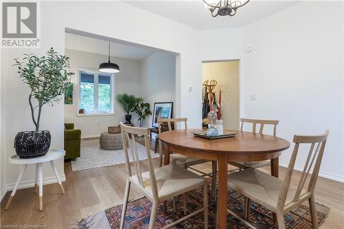 173 Simcoe Street E, Hamilton, ON - Indoor Photo Showing Dining Room