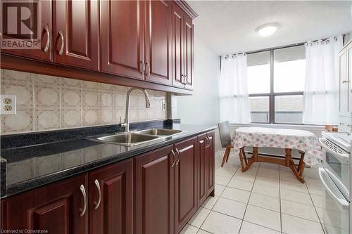 21 Knightsbridge Road Unit# 1602, Brampton, ON - Indoor Photo Showing Kitchen With Double Sink