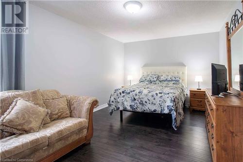 21 Knightsbridge Road Unit# 1602, Brampton, ON - Indoor Photo Showing Bedroom