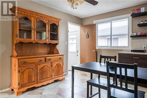 7976 Paddock Trail Drive, Niagara Falls, ON - Indoor Photo Showing Dining Room