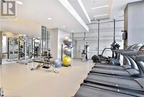 2081 Fairview Street Unit# 1803, Burlington, ON - Indoor Photo Showing Gym Room