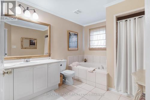 35 Queens Plate Drive, Markham, ON - Indoor Photo Showing Bathroom