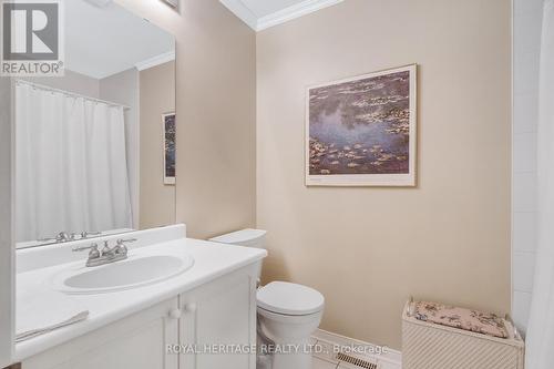 35 Queens Plate Drive, Markham, ON - Indoor Photo Showing Bathroom