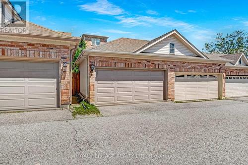 35 Queens Plate Drive, Markham, ON - Outdoor