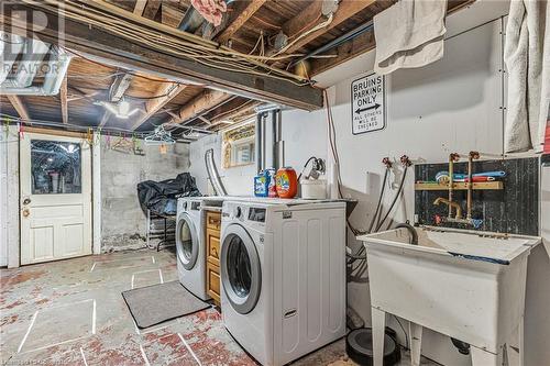 34 Murray Street, Grimsby, ON - Indoor Photo Showing Laundry Room