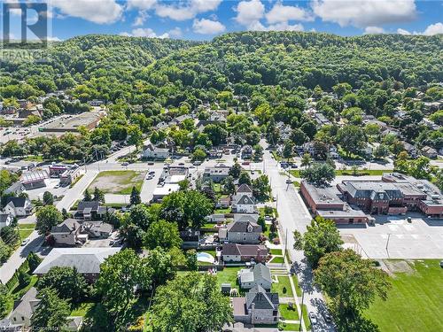 34 Murray Street, Grimsby, ON - Outdoor With View