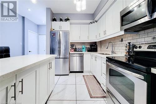 313 Fennell Avenue E, Hamilton, ON - Indoor Photo Showing Kitchen