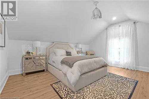 382 Lodor Street, Ancaster, ON - Indoor Photo Showing Bedroom