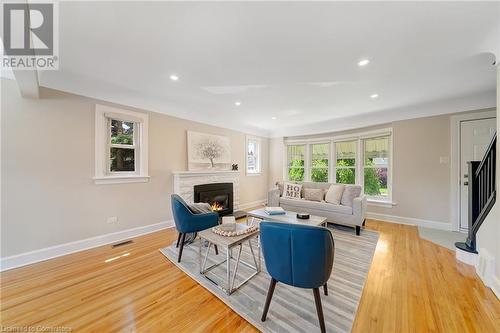 55 East 13Th Street, Hamilton, ON - Indoor Photo Showing Living Room With Fireplace