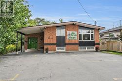 689 West 5th Street  Hamilton, ON L9C 3R3