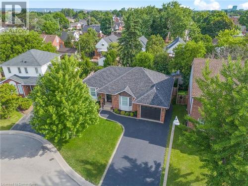 11 Bartonville Court, Hamilton, ON - Outdoor