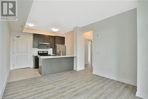 2486 Old Bronte Road Unit# 706, Oakville, ON - Indoor Photo Showing Kitchen