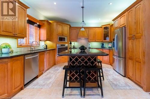 2 Donnici Drive, Hamilton, ON - Indoor Photo Showing Kitchen With Stainless Steel Kitchen