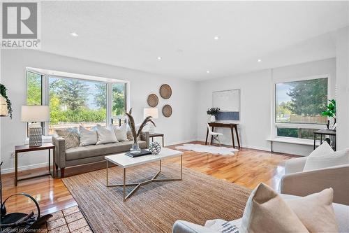 So much sunlight - 46 Glenvale Boulevard, Brampton, ON - Indoor Photo Showing Living Room