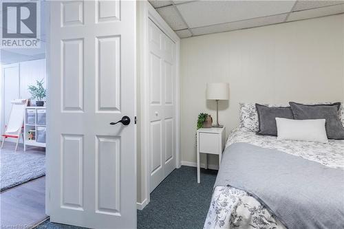 27 Collier Crescent, Hamilton, ON - Indoor Photo Showing Bedroom