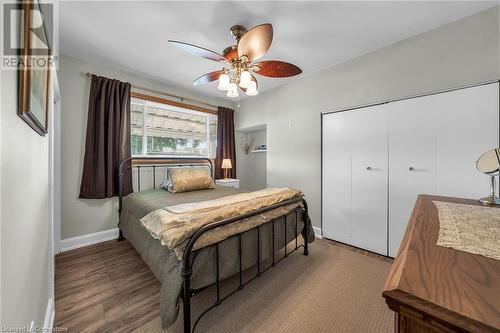 183 Pottruff Road N, Hamilton, ON - Indoor Photo Showing Bedroom