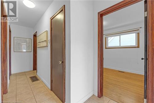 49 Cheryl Avenue, Hamilton, ON - Indoor Photo Showing Other Room