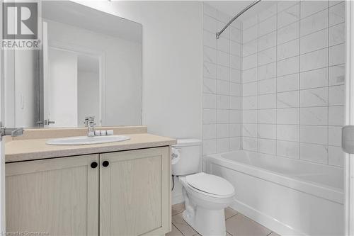 575 Woodward Avenue Unit# 29, Hamilton, ON - Indoor Photo Showing Bathroom