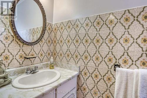 46 Garrard Road, Whitby (Blue Grass Meadows), ON - Indoor Photo Showing Bathroom