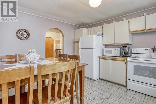 46 Garrard Road, Whitby (Blue Grass Meadows), ON - Indoor Photo Showing Kitchen