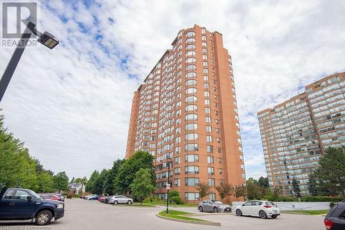 1270 Maple Crossing Boulevard Unit# 101, Burlington, ON - Outdoor With Facade