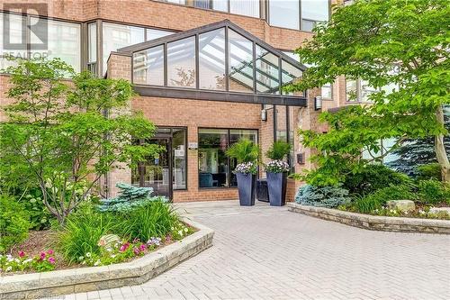 1270 Maple Crossing Boulevard Unit# 101, Burlington, ON - Outdoor