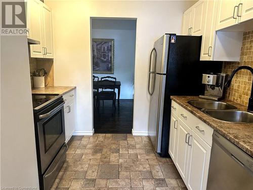 519 Timber Lane, Burlington, ON - Indoor Photo Showing Kitchen With Double Sink