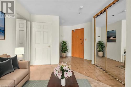 Foyer- Virtual Pic - 1237 North Shore Boulevard E Unit# 201, Burlington, ON - Indoor