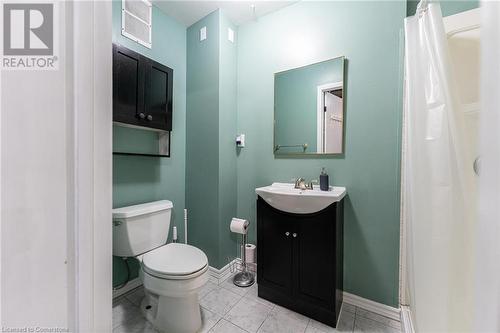 248 Guildwood Drive, Hamilton, ON - Indoor Photo Showing Bathroom