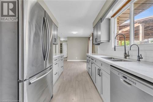 5 Atwood Crescent, Simcoe, ON - Indoor Photo Showing Kitchen With Double Sink With Upgraded Kitchen