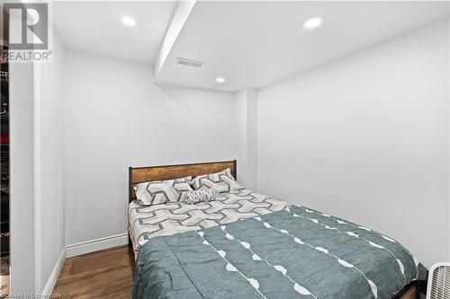 30 Biddens Square, Brampton, ON - Indoor Photo Showing Bedroom