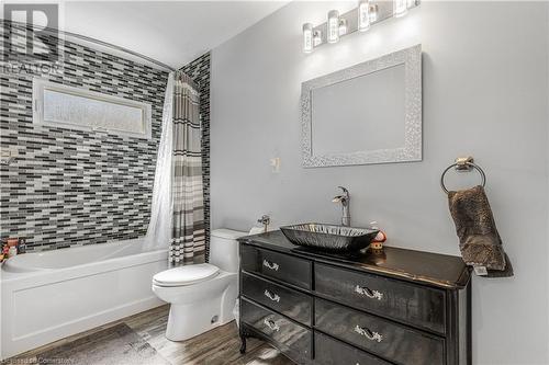 9 Foley Crescent, Thorold, ON - Indoor Photo Showing Bathroom