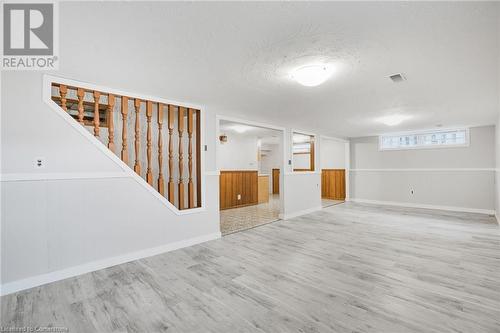 77 Greenford Drive, Hamilton, ON - Indoor Photo Showing Other Room