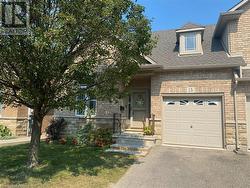 15 PETUNIA Place  Hamilton, ON L0R 1P0