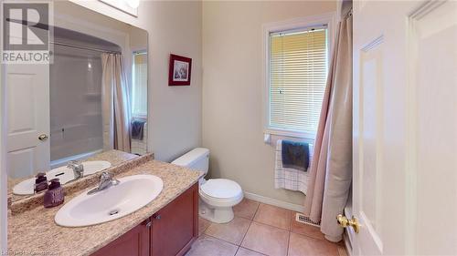 15 Petunia Place, Hamilton, ON - Indoor Photo Showing Bathroom