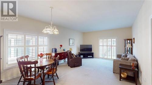 15 Petunia Place, Hamilton, ON - Indoor Photo Showing Dining Room