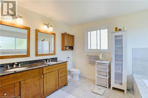 86 Golfview Crescent, Hamilton, ON - Indoor Photo Showing Bathroom