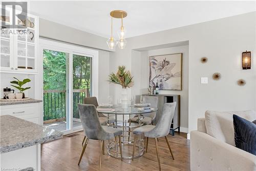 20 Geneva Drive, Hamilton, ON - Indoor Photo Showing Dining Room