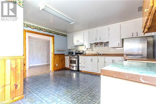 26 State Street, Welland, ON - Indoor Photo Showing Kitchen